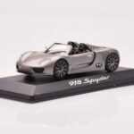 Porsche 918 Spyder Γκρι Μεταλλικό Minichamps 1:43 - image 2 of 4