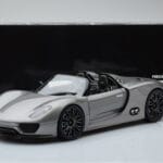 Porsche 918 Spyder Πρωτότυπο Γκρι Μεταλλικό Minichamps 1:18 - image 7 of 7
