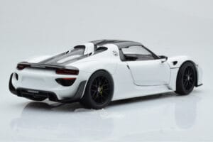 Porsche 918 Spyder Weissach Package Λευκό Με Μαύρες Ζάντες Minichamps 1:18 113062443 Μέταλλο - εικόνα 3 από 9