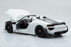 Porsche 918 Spyder Weissach Package Λευκό Με Μαύρες Ζάντες Minichamps 1:18 113062443 Μέταλλο - εικόνα 6 από 9