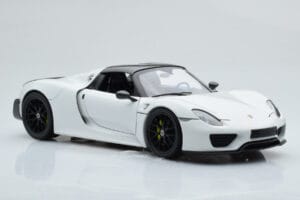 Porsche 918 Spyder Weissach Package Λευκό Με Μαύρες Ζάντες Minichamps 1:18 113062443 Μέταλλο - εικόνα 7 από 9