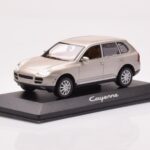 Porsche Cayenne 9PA Μπεζ Minichamps 1:43 - image 2 of 4