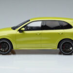 Porsche Cayenne GTS 92A Peridot Πράσινο GT Spirit 1:18 - image 3 of 6