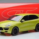 Porsche Cayenne GTS 92A Peridot Πράσινο GT Spirit 1:18 - image 6 of 6