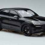 Porsche Cayenne E3 S Coupe Minichamps 1:18 187673 Μέταλλο - image 4 of 6