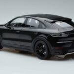 Porsche Cayenne E3 S Coupe Minichamps 1:18 187673 Μέταλλο - image 5 of 6