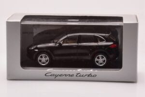 Porsche Cayenne 92A Turbo Μαύρο Minichamps 1:43 WAP0200050B Μέταλλο - εικόνα 4 από 4