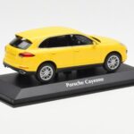Porsche Cayenne 92A Κίτρινο MaxiChamps 1:43 - image 2 of 4