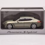 Porsche Panamera 970 S Hybrid Critall Πράσινο Minichamps 1:43 - image 4 of 4