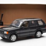Range Rover P38 4.6 HSE Μαύρο Μεταλλικό AUTOart 1:18 - image 2 of 9