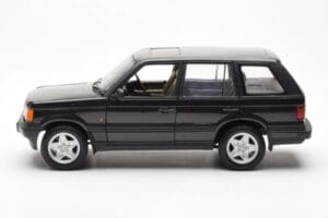 Range Rover P38 4.6 HSE Μαύρο Μεταλλικό AUTOart 1:18 70017 Μέταλλο - εικόνα 4 από 9