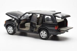 Range Rover P38 4.6 HSE Μαύρο Μεταλλικό AUTOart 1:18 70017 Μέταλλο - εικόνα 8 από 9