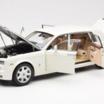 Rolls-Royce Phantom VII EWB English Λευκό Kyosho 1:18 08841EW2 - image 2 of 8