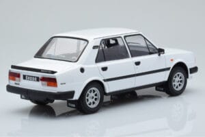 Skoda 130 L Λευκό IXO 1:18 18CMC158 Μέταλλο - εικόνα 2 από 6