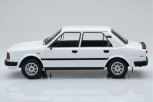 Skoda 130 L Λευκό IXO 1:18 18CMC158 Μέταλλο - εικόνα 3 από 6