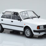 Skoda 130 L Λευκό IXO 1:18 - image 4 of 6