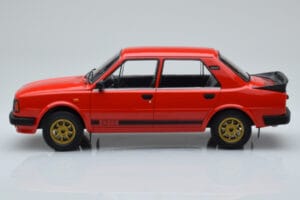 Skoda 130 LR Κόκκινο IXO 1:18 18CMC159 Μέταλλο - εικόνα 3 από 6
