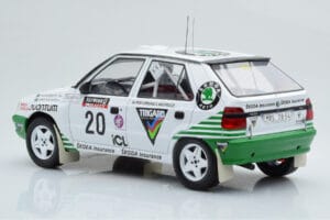 Skoda Felicia #20 S. Blomqvist / B. Cederberg Rally RAC Lombard 1995 IXO 1:18 18RMC147 Μέταλλο - εικόνα 5 από 6