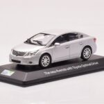 Toyota Avensis T270 Ασημί Minichamps 1:43 - image 2 of 4