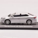 Toyota Avensis T270 Ασημί Minichamps 1:43