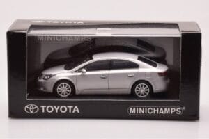 Toyota Avensis T270 Ασημί Minichamps 1:43 403166903 Μέταλλο - εικόνα 4 από 4