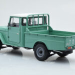 Toyota Land Cruiser 40 4x4 Pickup Πράσινο Kyosho 1:18 - image 7 of 8