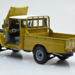 Toyota Land Cruiser 40 4x4 Pickup Ελιά Kyosho 1:18 - image 3 of 8