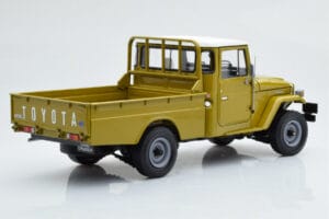 Toyota Land Cruiser 40 4x4 Pickup Ελιά Kyosho 1:18 08958K Μέταλλο - εικόνα 4 από 8