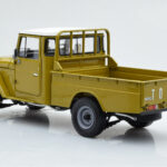 Toyota Land Cruiser 40 4x4 Pickup Ελιά Kyosho 1:18 - image 7 of 8
