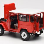 Toyota Land Cruiser FJ40 Van Κόκκινο Kyosho 1:18 08971R - image 5 of 8