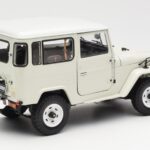 Toyota Land Cruiser FJ40 Van Λευκό Kyosho 1:18 08971W - image 3 of 8