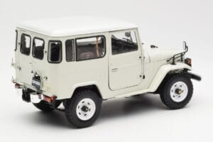 Toyota Land Cruiser FJ40 Van Λευκό Kyosho 1:18 08971W Μέταλλο - εικόνα 3 από 8