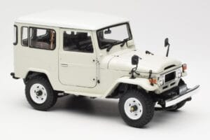 Toyota Land Cruiser FJ40 Van Λευκό Kyosho 1:18 08971W Μέταλλο - εικόνα 6 από 8