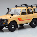 Toyota Land Cruiser 60 Μπεζ Με Προαιρετικά Εξαρτήματα Kyosho 1:18