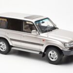 Toyota Land Cruiser HDJ80 Μπεζ Μεταλλικό Otto 1:18 OT438 - image 4 of 6