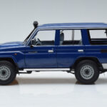 Toyota Land Cruiser J76 Μπλε Almost Real 1:18 - image 4 of 7