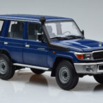 Toyota Land Cruiser J76 Μπλε Almost Real 1:18 - image 5 of 7