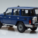 Toyota Land Cruiser J76 Μπλε Almost Real 1:18 - image 6 of 7