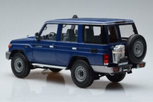 Toyota Land Cruiser J76 Μπλε Almost Real 1:18 870101 Μέταλλο - εικόνα 6 από 7