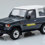 Toyota Land Cruiser LJ73 Γκρι Otto 1:18