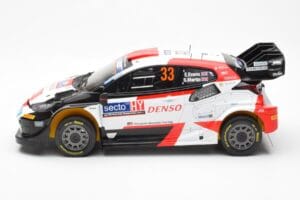 Toyota GR Yaris Rally1 #33 E. Evans / S. Martin Rally Finland 2023 IXO 1:18 18RMC174A Μέταλλο - εικόνα 3 από 6