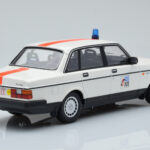 Volvo 240 GL Αστυνομία Βέλγιο Minichamps 1:18 - image 2 of 6