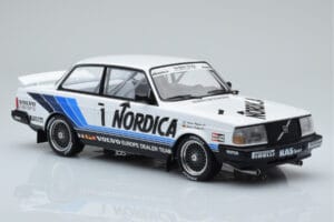 Volvo 240 Turbo Nordica #1 J. Cecotto / A. Olafsson ETCC Brno 1986 IXO 1:18 18RMC087 Μέταλλο - εικόνα 4 από 6