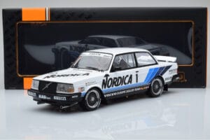 Volvo 240 Turbo Nordica #1 J. Cecotto / A. Olafsson ETCC Brno 1986 IXO 1:18 18RMC087 Μέταλλο - εικόνα 6 από 6