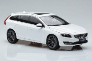 Volvo V60 D3 Crystal Λευκό FAW 1:18 9430840 Μέταλλο - εικόνα 5 από 7
