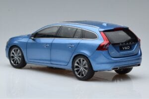 Volvo V60 D3 Power Μπλε FAW 1:18 9430839 Μέταλλο - εικόνα 6 από 7