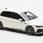 Volkswagen Golf GTI Mk8 Clubsport Λευκό Otto 1:18 OT986 - image 4 of 6