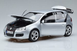 Volkswagen Golf GTI Mk5 Pirelli Edition Ασημί Norev 1:18 188425 Μέταλλο - εικόνα 2 από 7