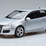 Volkswagen Golf GTI Mk5 Pirelli Edition Ασημί Norev 1:18 188425 Μέταλλο