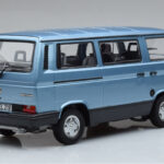 Volkswagen T3 Multivan Μπλε Norev 1:18 - image 2 of 6